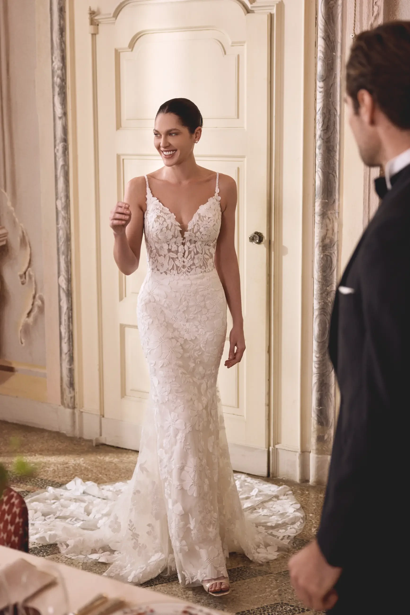 Justin Alexander lace fitted wedding gown